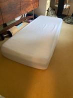 M-Line eenpersoons matras, Huis en Inrichting, Slaapkamer | Matrassen en Bedbodems, Ophalen, 90 cm, Eenpersoons, Zo goed als nieuw