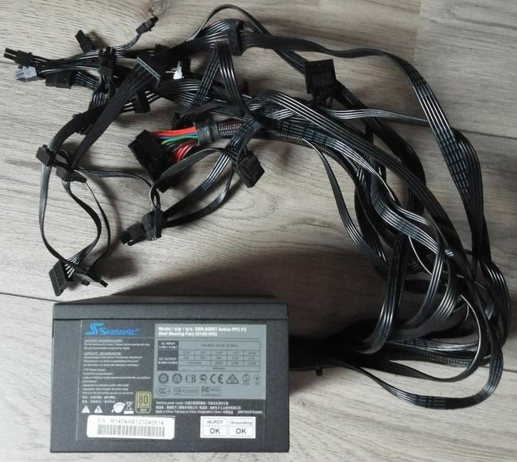 Bijna nieuwe Seasonic 650 watt voeding, Computers en Software, Interne voedingen, Zo goed als nieuw, Verzenden