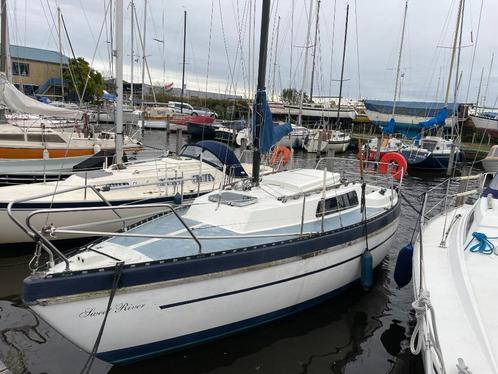Nette en complete Piewiet 700, Watersport en Boten, Kajuitzeilboten en Zeiljachten, Gebruikt, Tourjacht of Cruiser, Polyester