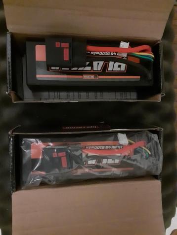 2 Nieuwe Lipos 5100mah 4s  Qs8 Stekkers 8s beschikbaar voor biedingen