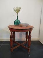 Rooktafeltje met decoratief houtsnijwerk | bijzettafel, Ophalen, Minder dan 55 cm, Gebruikt, .