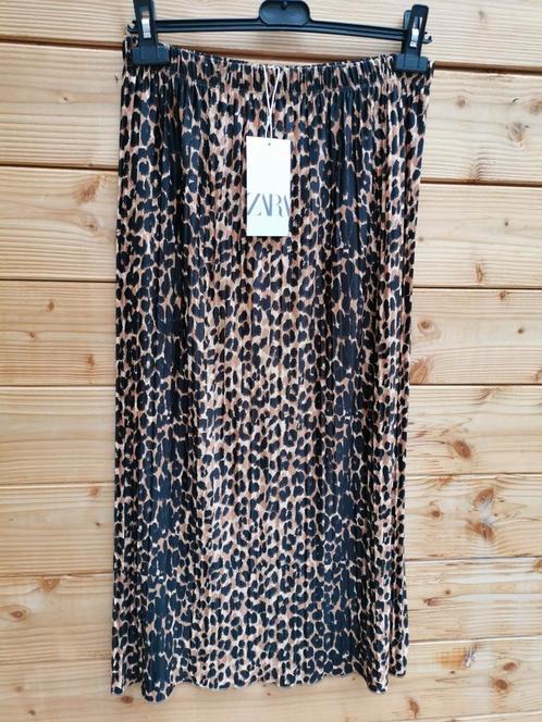 ZARA plissérok met dierenprint mt. M, Kleding | Dames, Rokken, Nieuw, Maat 38/40 (M), Overige kleuren, Boven de knie, Verzenden
