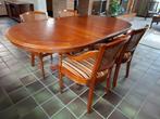 Massief eiken eettafel met bijpassende stoelen (bekleed), Ophalen, Zo goed als nieuw, Klassiek, 4 tot 6 stoelen