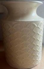 Mooie lichtgele vaas, Ophalen, Geel, Aardewerk of Porselein, Nieuw