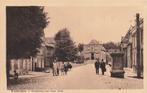 RY082 Woudrichem Hoogstraat gemeentehuis ca 1925, Verzenden, 1920 tot 1940, Gelopen, Noord-Brabant