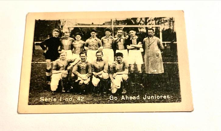Go Ahead Deventer JUNIORES Voetbalplaatje Jaren 30, Verzamelen, Sportartikelen en Voetbal, Gebruikt, Poster, Plaatje of Sticker