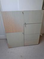 Gratis ophalen: Ikea boekenkast 120 cm breed, 128 cm hoog, Ophalen, Gebruikt, 100 tot 150 cm, 100 tot 150 cm