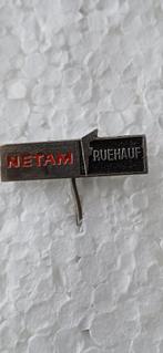 Netam Fruehauf (trailers, opleggers, vrachtwagen combinatie), Verzamelen, Speldjes, Pins en Buttons, Ophalen of Verzenden, Zo goed als nieuw