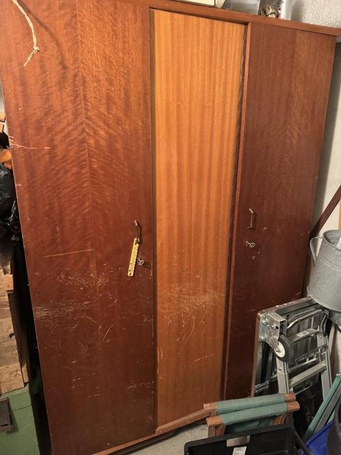 Retro kledingkast jaren ’60 – karakter & opbergruimte, Huis en Inrichting, Kasten | Kledingkasten, Gebruikt, 150 tot 200 cm, 100 tot 150 cm