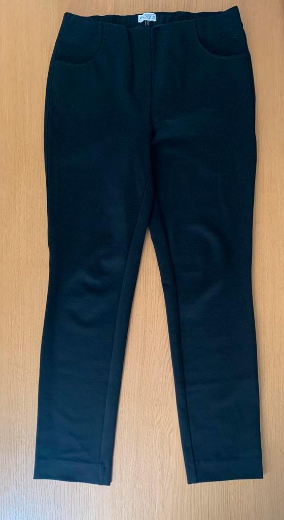 Klassieke damespantalon Adelina by Scheiter, Kleding | Dames, Broeken en Pantalons, Nieuw, Maat 42/44 (L), Zwart, Lang, Ophalen of Verzenden