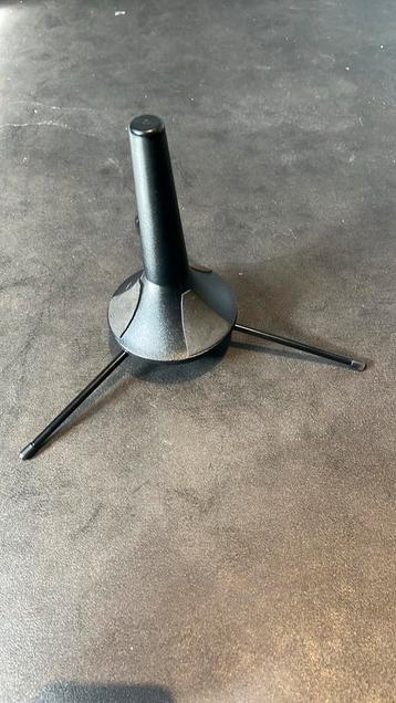 Trompet standaard beschikbaar voor biedingen