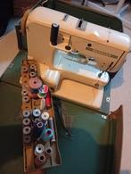 Vintage bernina naaimachine, Hobby en Vrije tijd, Naaimachines en Toebehoren, Ophalen of Verzenden, Gebruikt, Naaimachine, Bernina