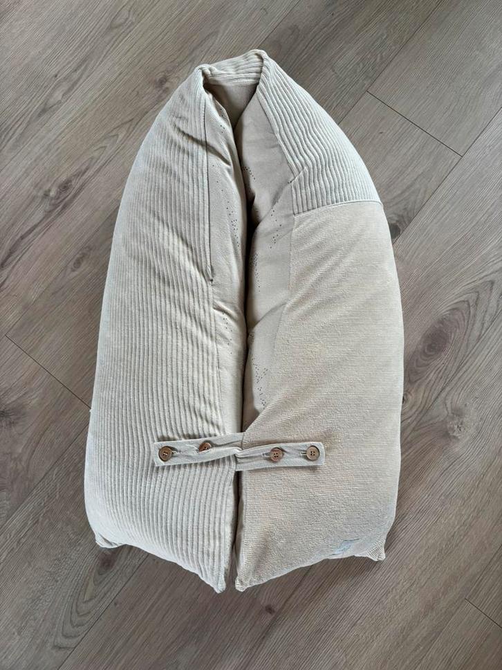 Voedingskussen met hoes voor babynestje, Kinderen en Baby's, Overige Kinderen en Baby's, Zo goed als nieuw, Ophalen