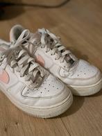 Nike Air Force 1 Sneakers - Maat 38,5, Ophalen of Verzenden, Gedragen, Wit, Sneakers of Gympen