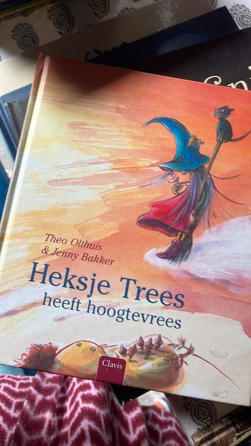 T. Olthuis - Heksje Trees heeft hoogtevrees, Boeken, Prentenboeken en Plaatjesalbums, Gelezen, Ophalen of Verzenden