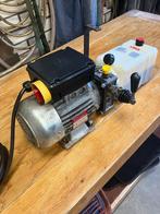 Hydrauliek unit met elektromotor, Doe-het-zelf en Verbouw, Ophalen, Zo goed als nieuw