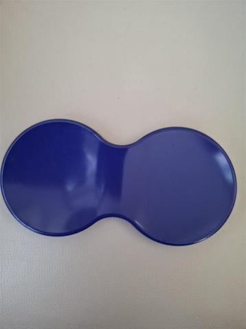 Lepellegger, Tupperware beschikbaar voor biedingen