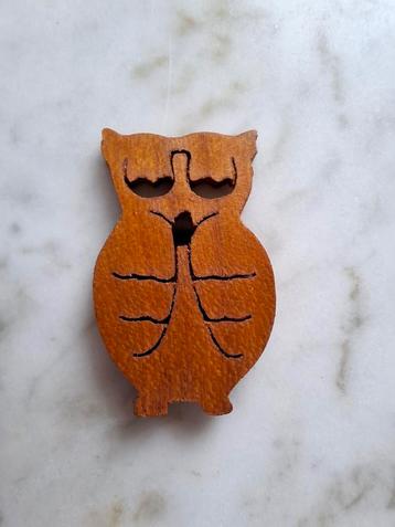 Vintage houten uiltjes uilen pin broche beschikbaar voor biedingen