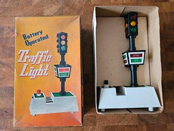 Vintage speelgoed stoplicht  beschikbaar voor biedingen