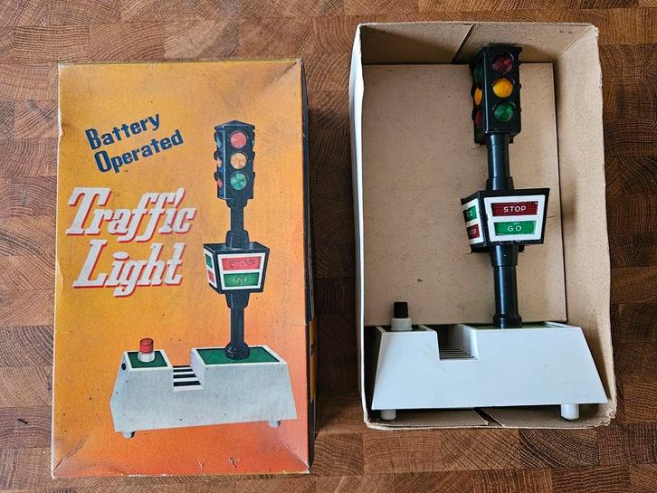 Vintage speelgoed stoplicht, Antiek en Kunst, Antiek | Speelgoed, Ophalen of Verzenden