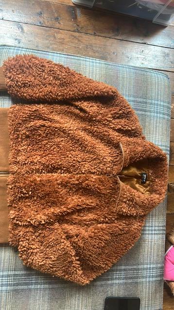 Superleuke jas Teddy stof van Only maat M zgan beschikbaar voor biedingen
