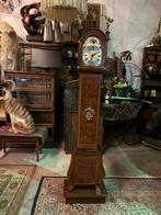 Mooie Staande Klok met Frisse Slag, Ophalen