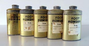 Koopje! 5 x WW2 Brits Foot Powder 1940, incl verzenden beschikbaar voor biedingen