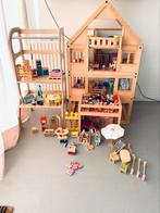 poppenhuis hout, antroposofie, Kinderen en Baby's, Ophalen, Zo goed als nieuw