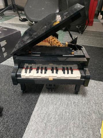 Lego Grand Piano 21323 - Gemotoriseerd!