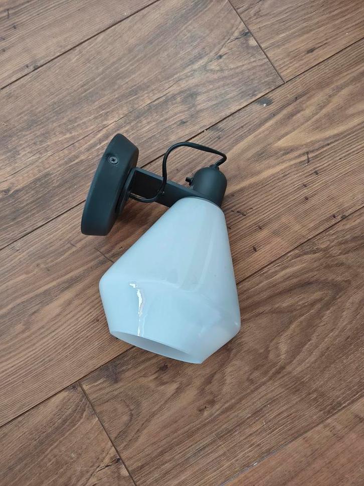 IKEA Älvängen Wandlamp, Huis en Inrichting, Lampen | Wandlampen, Zo goed als nieuw, Glas, Metaal, Ophalen of Verzenden