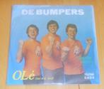 7" single - De Bumpers ‎– Olé - voetbal, Cd's en Dvd's, Vinyl Singles, Ophalen, Gebruikt, Nederlandstalig