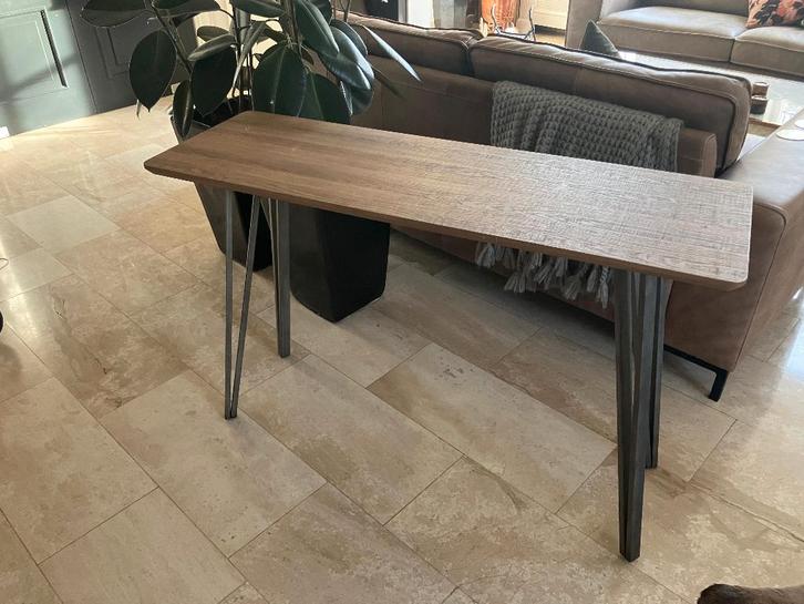 Sidetable - consoletafel - aluminium frame eiken houten look, Huis en Inrichting, Tafels | Sidetables, Gebruikt, 25 tot 50 cm
