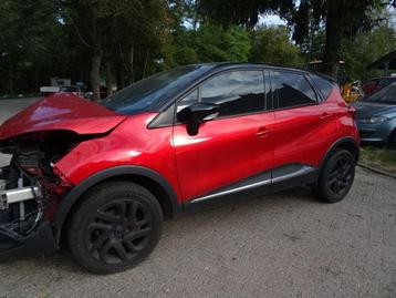 REnault Captur bj 2017 1.2 tce AUT 102000 km voor demontage. beschikbaar voor biedingen
