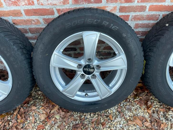Audi Q2 Winterset Velgen + Vredestein Banden 205/60R16, Auto-onderdelen, Banden en Velgen, Banden en Velgen, Winterbanden, 16 inch