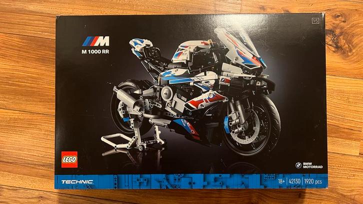 Nieuwe Lego set - 42130 Technic BMW M 1000 RR, Kinderen en Baby's, Speelgoed | Duplo en Lego, Nieuw, Lego, Complete set, Ophalen of Verzenden