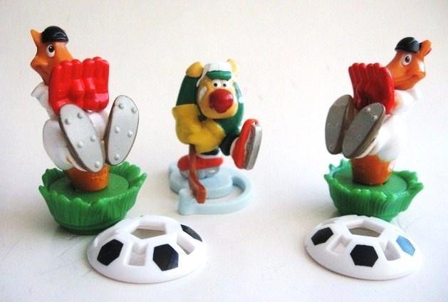 17 Ferrero Kinder Surprise poppetjes - kinderei ei - eitjes, Verzamelen, Verrassingseieren, Zo goed als nieuw, Hardplasticfiguren