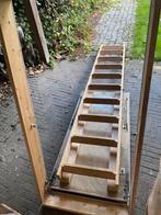 Vliering trap - zolder trap, Doe-het-zelf en Verbouw, Ophalen, Trap, Zo goed als nieuw, Opvouwbaar of Inschuifbaar