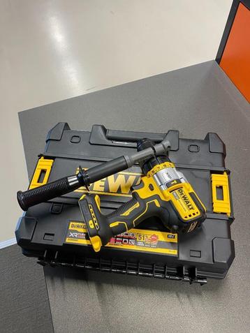 Nieuwe DEWALT ACCU SCHROEF/KLOPBOOR beschikbaar voor biedingen