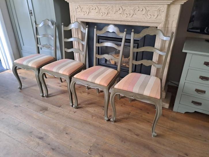 4 antieke olijfgroene Queen Ann stoelen, Antiek en Kunst, Antiek | Meubels | Stoelen en Banken, Ophalen