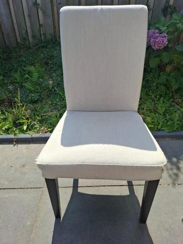 Gratis! Eetkamer Stoel beschikbaar voor biedingen
