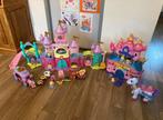Compleet Vtech vrolijke vriendjes 2 kastelen met veel extras, Ophalen, Zo goed als nieuw