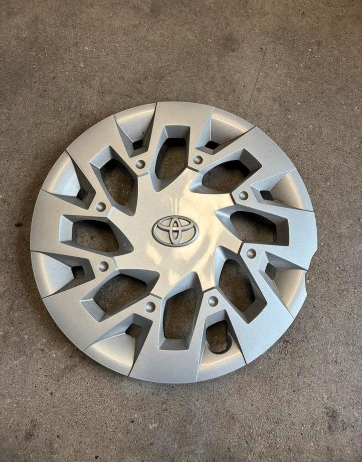 Wieldop Toyota Aygo, Auto diversen, Wieldoppen, Gebruikt, Ophalen of Verzenden