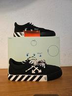 Off white Vulcanized low 43, Kleding | Heren, Ophalen of Verzenden, Zo goed als nieuw, Wit