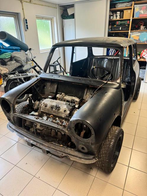 Mini met Honda Vtec 1.6 1989 Zwart (project), Auto's, Mini, Particulier, Benzine, Hatchback, Handgeschakeld, Origineel Nederlands