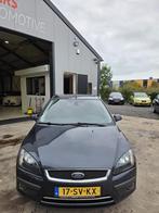 Ford Focus 1.6-16V Futura, 1596 cc, Gebruikt, Zwart, 620 kg