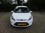 Ford Fiësta 1.25 60KW 3DR 2009 Wit airco apk 09-2026, Auto's, Voorwielaandrijving, Stof, 600 kg, 4 cilinders