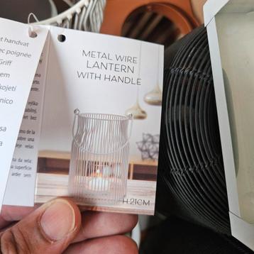 Metalen Draad Lantaarn met Handvat beschikbaar voor biedingen