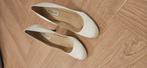 LK Bennett pumps voor trouwerij en feestelijke gelegenheden., Pumps, LK Bennett, Wit, Ophalen of Verzenden