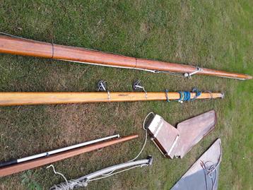 onderdelen zeilboot type Schakel o.a. mast en tuigage  beschikbaar voor biedingen