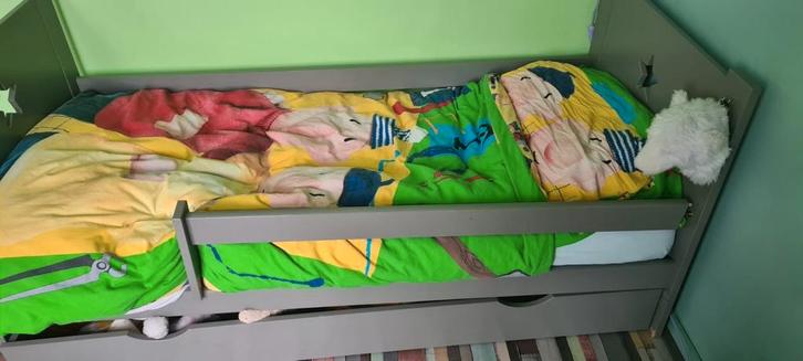 Petit Amelie Kinderbed 160x70 + Matras, Kinderen en Baby's, Kinderkamer | Bedden, Zo goed als nieuw, 160 tot 180 cm, 70 tot 85 cm